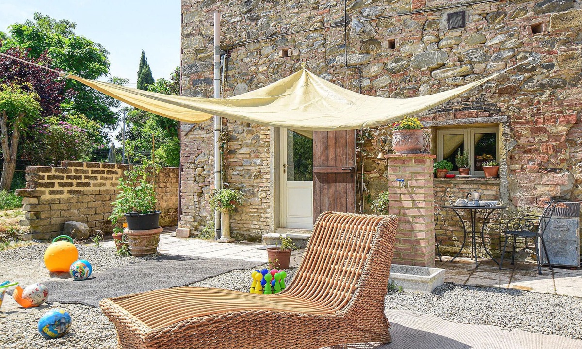 Terricciola Apartment | 1 bedroom amazing apartment in Chianni