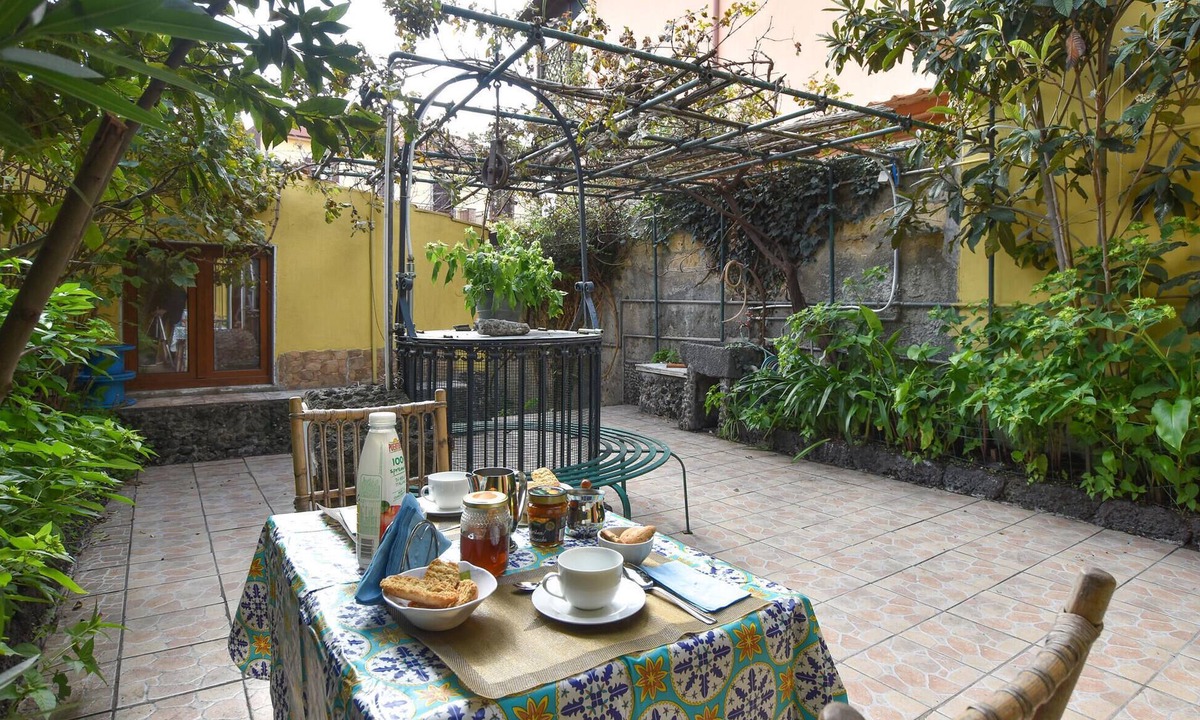 Mascalucia House | 1 bedroom pet friendly home in Mascalucia