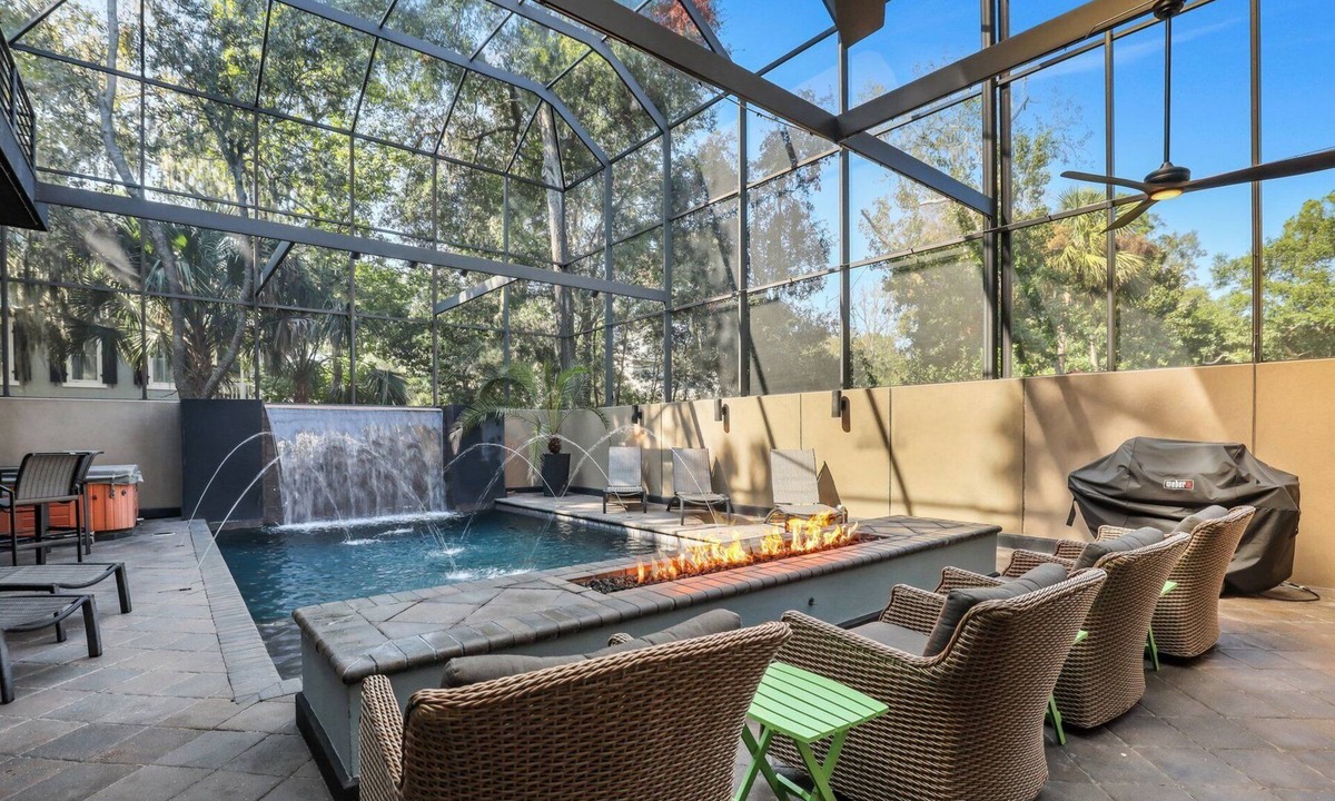 Hilton Head Island House | 17 Firethorn - HGTV "Wow-Worthy", Pool, Fire Pit
