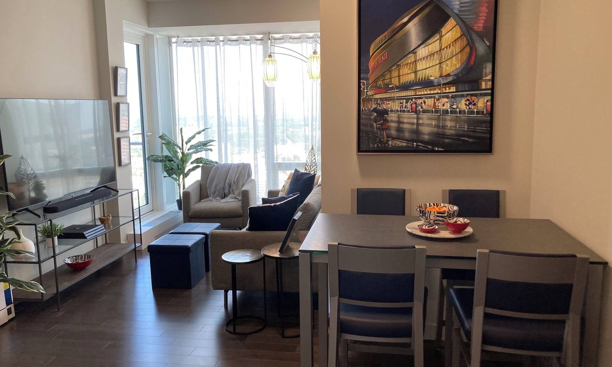 Downtown Edmonton Condo | 2 Bed/2 Bath executive condo, secure building in Ice District includes parking.