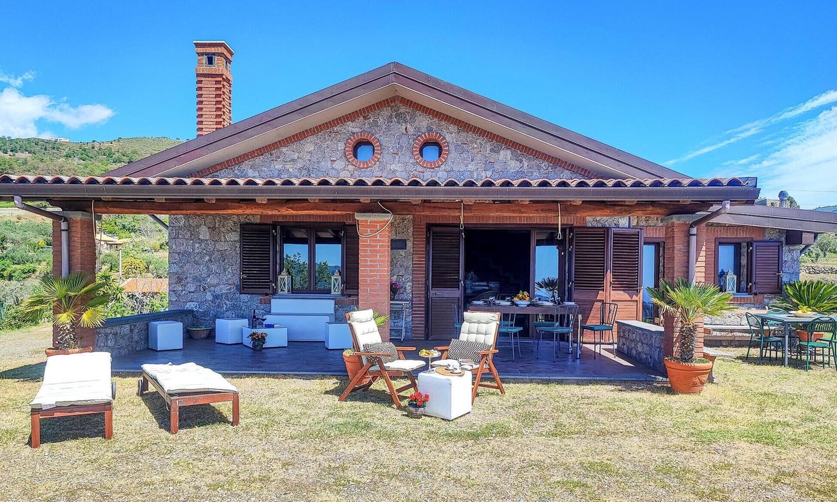 Graniti House | 2 bedroom amazing home in Graniti