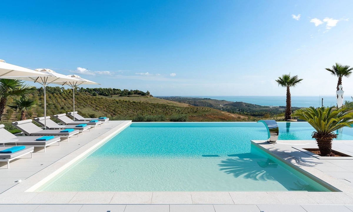 Borgo Bonsignore Villa | 2 bedroom villa rental in Sicily near seaside with pool, views, Wi-Fi and air conditioning