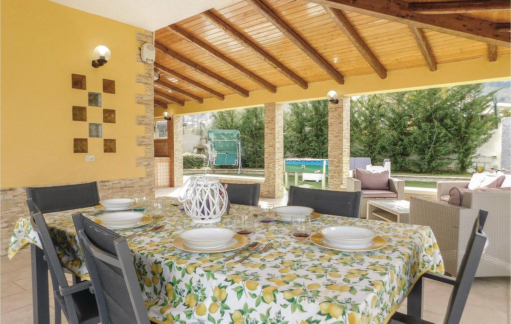 Torre Colonna-sperone House | 3 bedroom accommodation in Altavilla Milicia