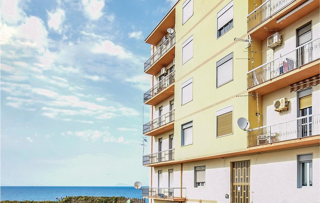 Acquedolci Apartment | 3 bedroom accommodation in Acquedolci