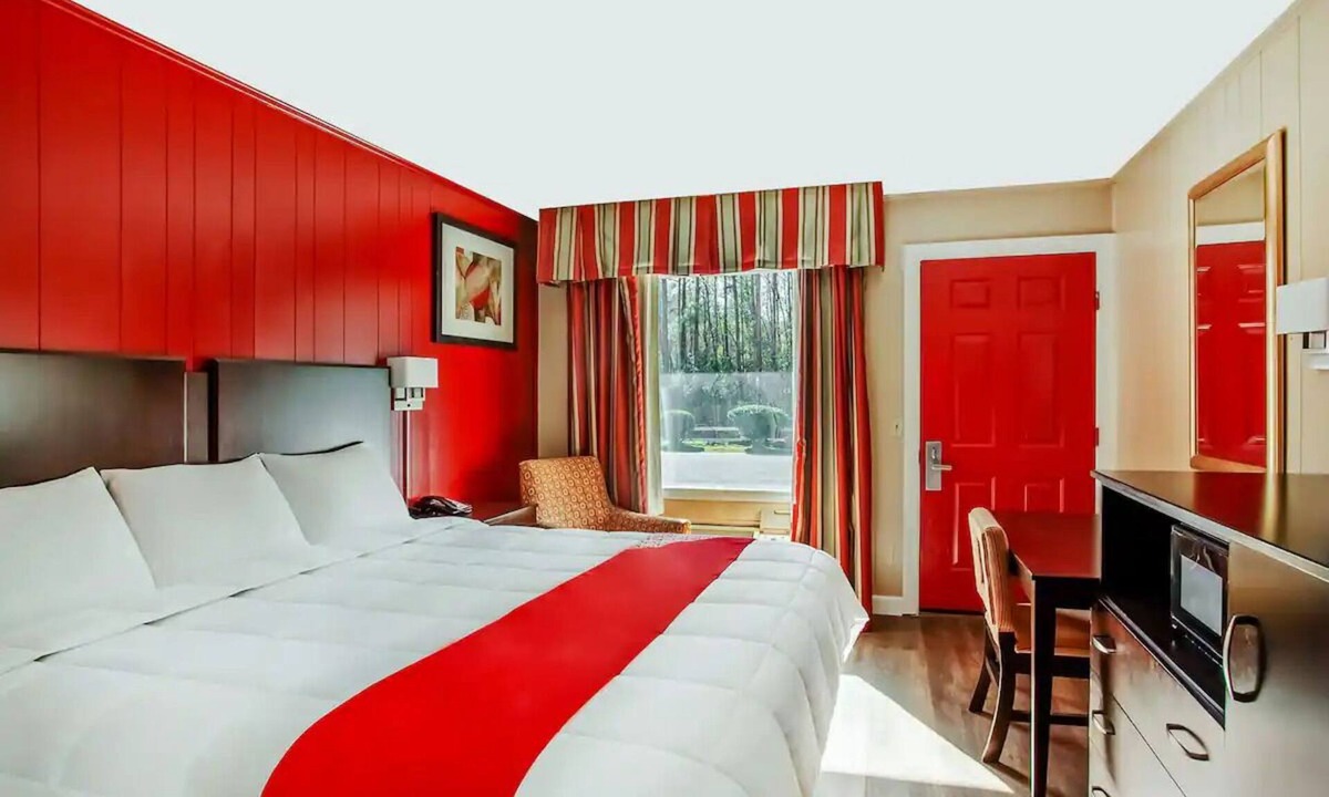 Ridgeland Hotel | 4 Convenient King Rooms + Free Parking for Easy Ridgeland Trips