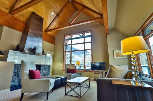 Panorama Apartment | 4 Mt Brewer by StayIn