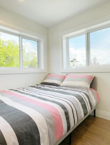 Arbutus Ridge House | A Beautiful, cozy second floor room for staying