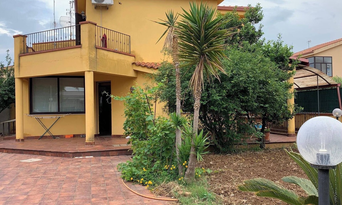 Carini Ski Chalet | A pochi minuti dalle località marine più belle della Sicilia