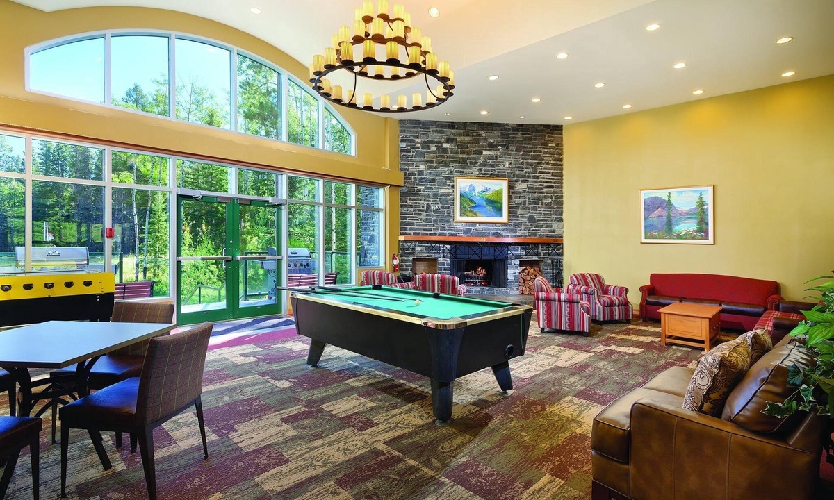 Canmore Resort | Absolutely gorgeous resort & condos !
