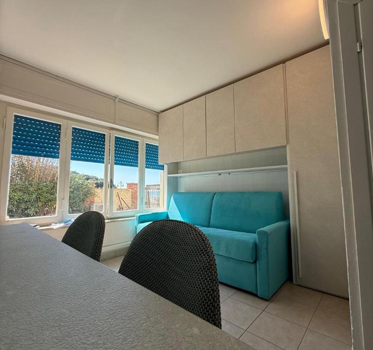Marina di Castagneto Carducci Apartment | Acquamarina B & M sea apartment