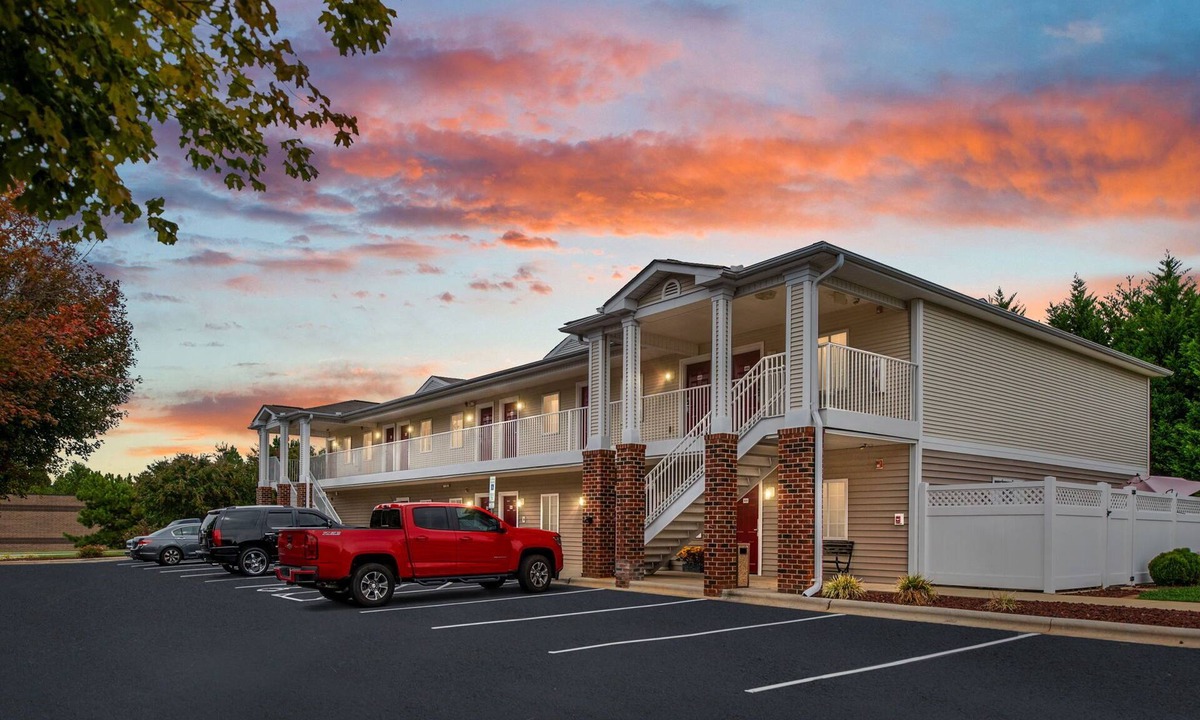 Conover Hotel | Affordable Suites Hickory/Conover
