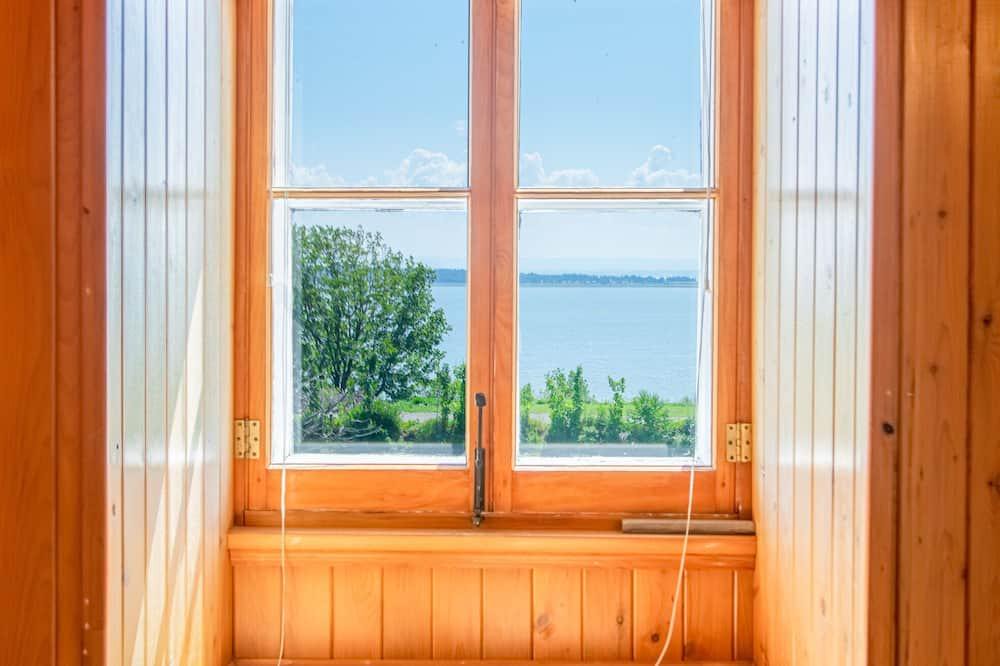 St-Francois-de-l'Ile-d'Orleans House | Ancestral House