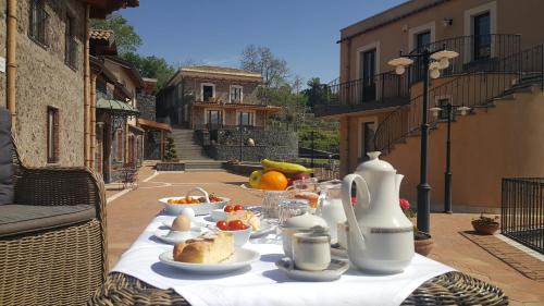 Zafferana Etnea House | Antico Borgo Petralia