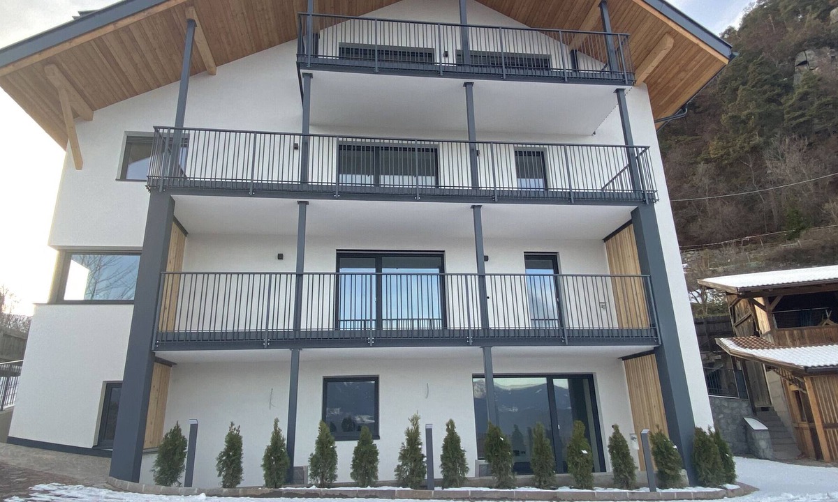 Longomoso Apartment | Apartment "Alpenglow Aura" with Mountain View, Private Terrace & Wi-Fi