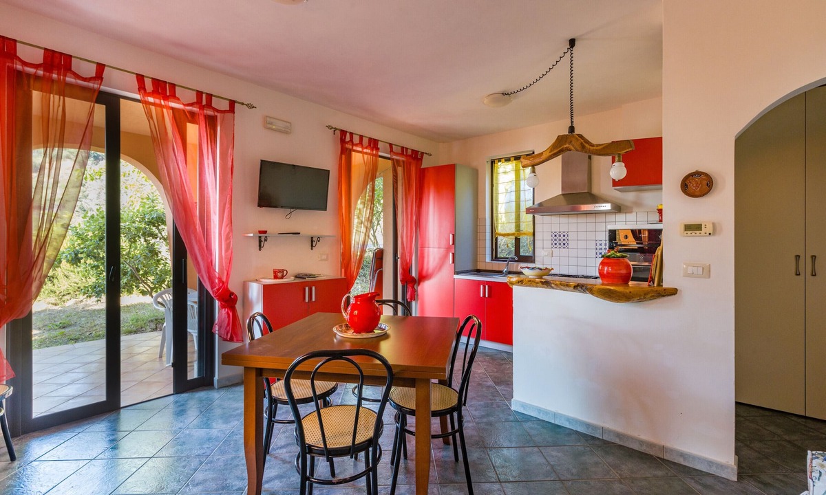 Gioiosa Marea Apartment | Apartment 'Casa Del Cedro' with Sea View, Private Terrace and Wi-Fi