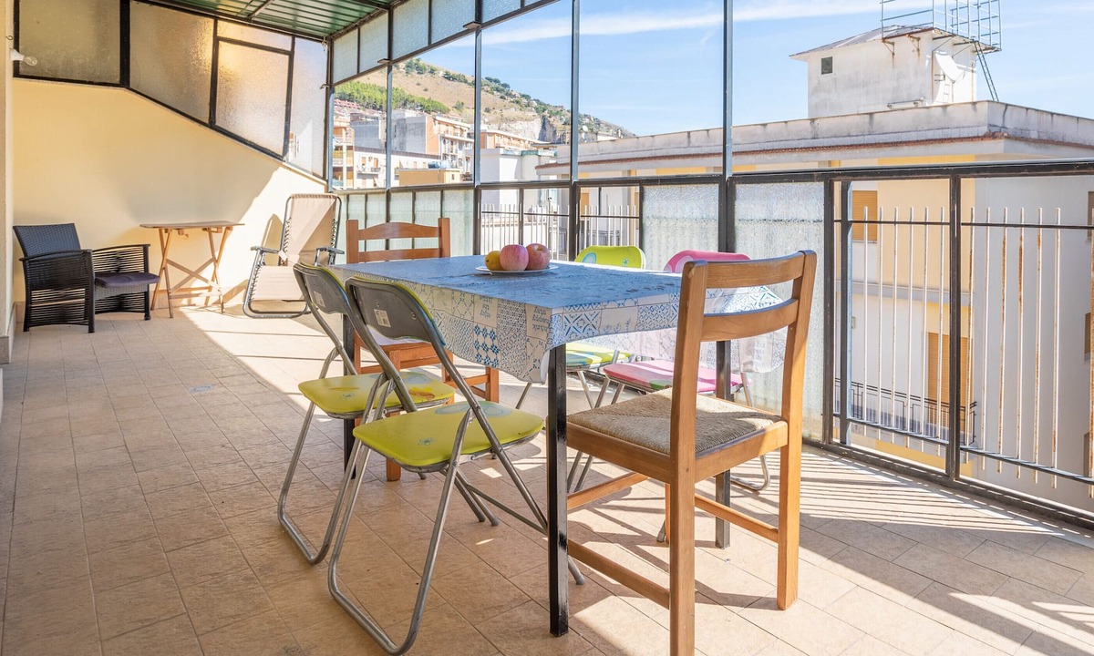 Monreale Apartment | Apartment 'Casa Moro' with Terrace & Wi-Fi
