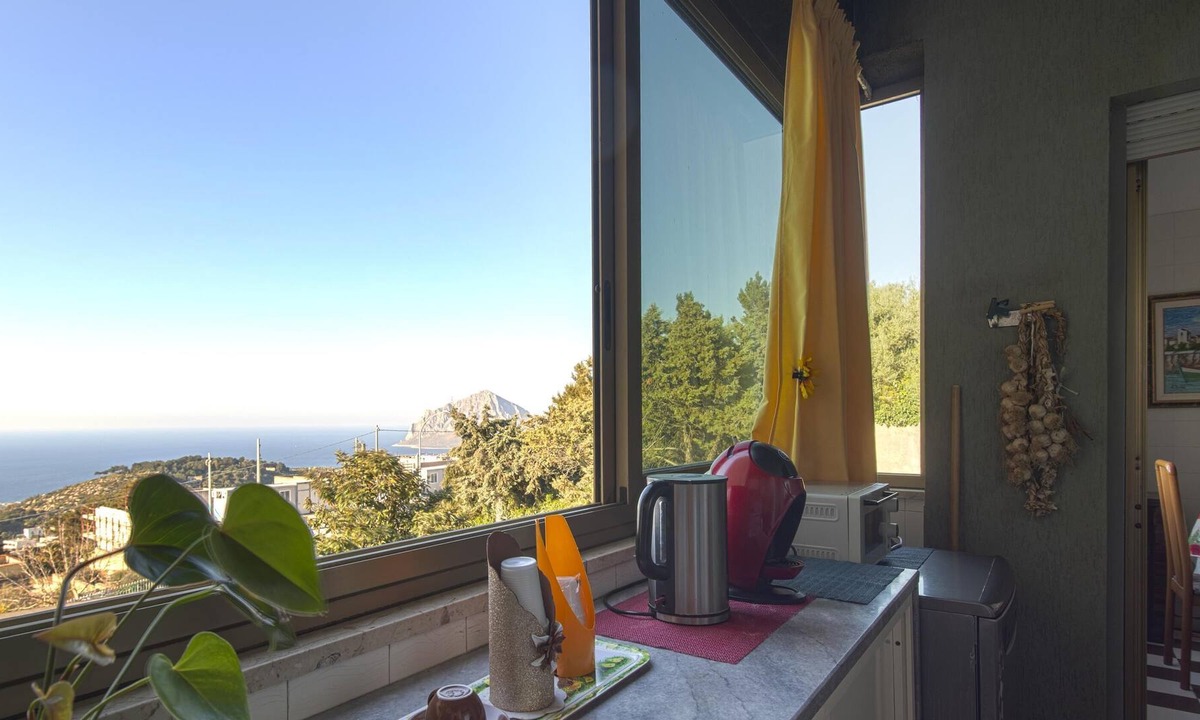 Paparella Apartment | Apartment Casa Vincenza with A/C, Balcony & Wi-Fi