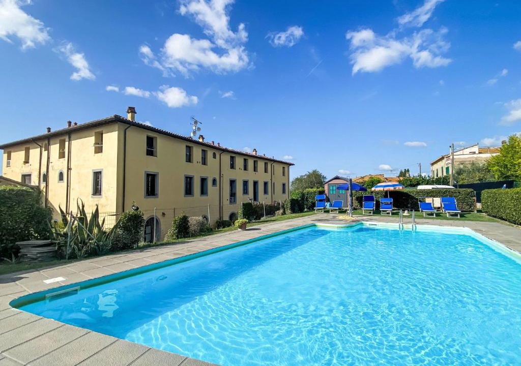 Pieve di Santa Luce Apartment | Apartment Elvis by Interhome