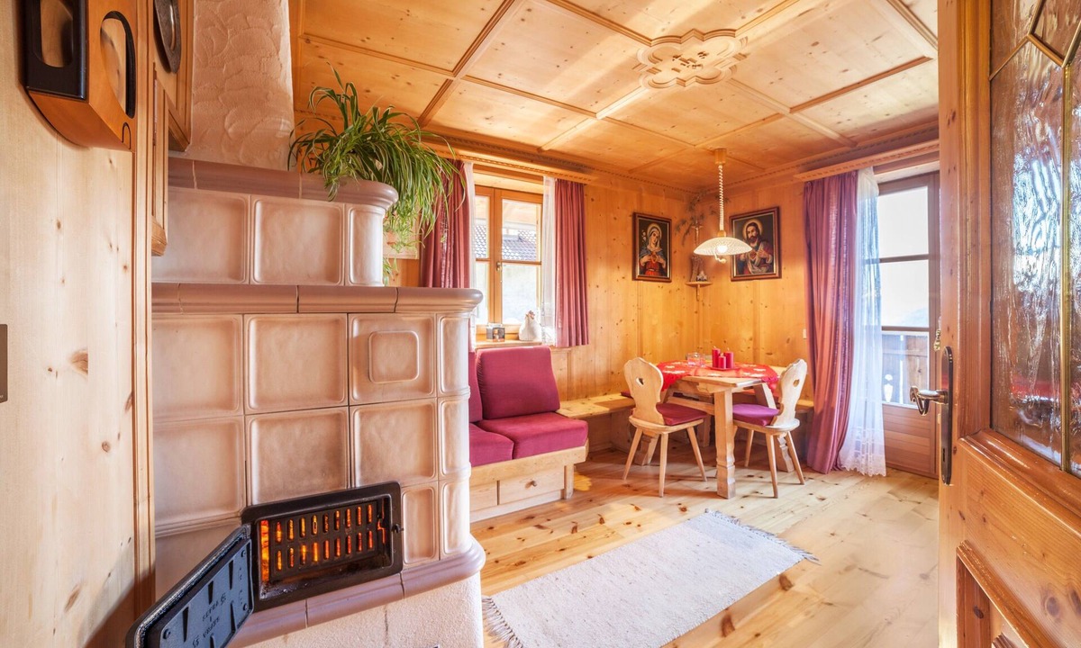 Schenna Apartment | Apartment 'Hoferhof Bergspitze' with Mountain Views, Balcony & Wi-Fi