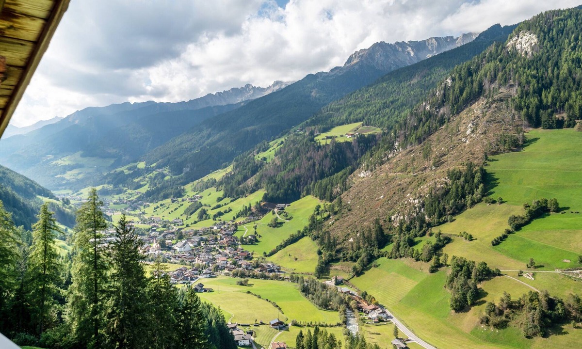 Cadipietra Apartment | Apartment "Glocklechnhof Sternenhimmel" with Mountain View, Balcony & Wi-Fi