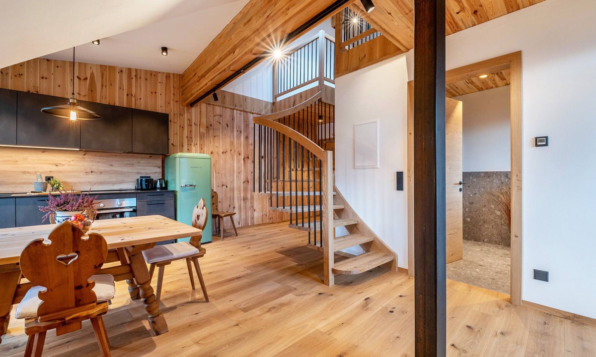 Renon Apartment | Apartment 'Rotwandterhof Bienenstock' with Mountain View, Shared Garden and Wi-Fi