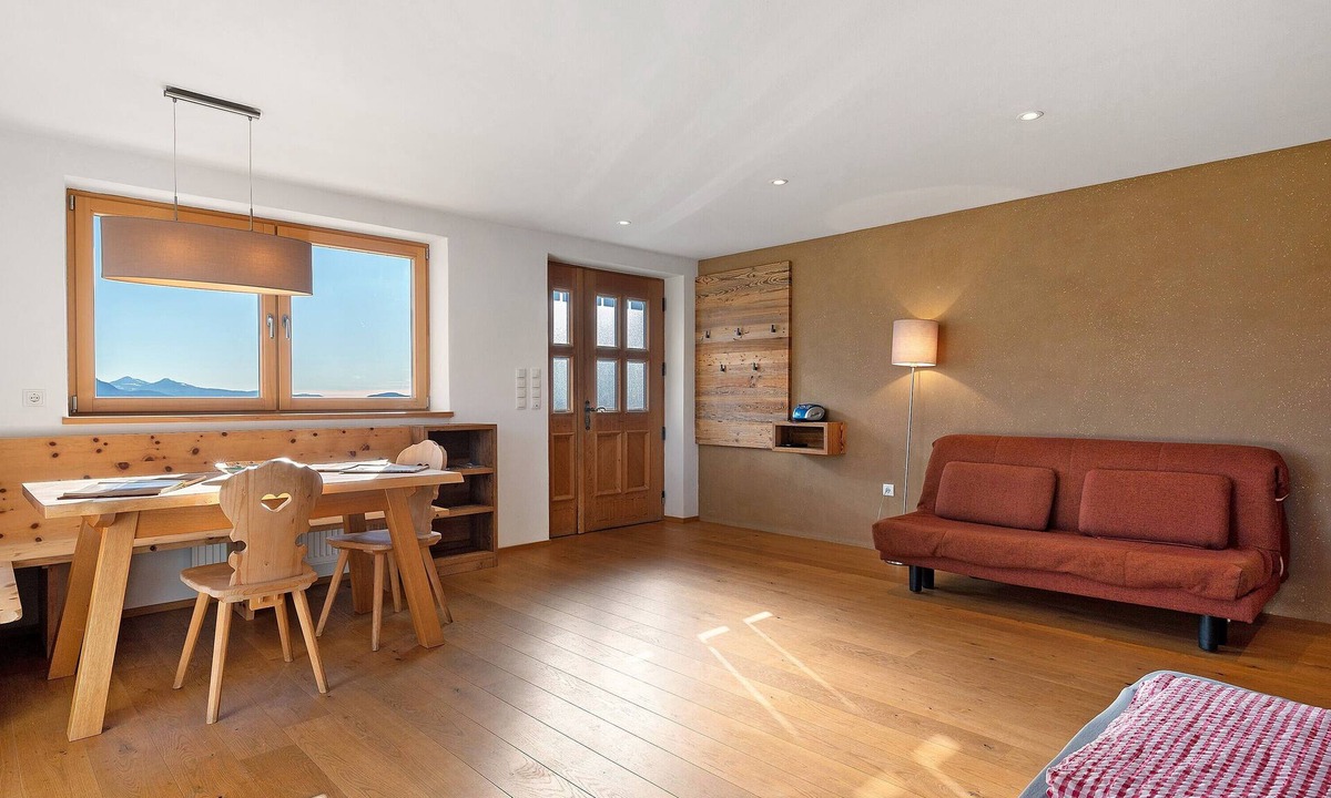 Velturno Apartment | Apartment 'Zolerhof Enzian' with Mountain View, Private Terrace and Wi-Fi