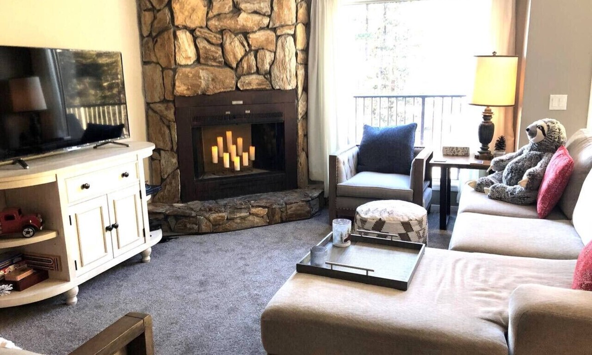Apex Mountain Apartment | Apex Mountain~Clearview Lodge