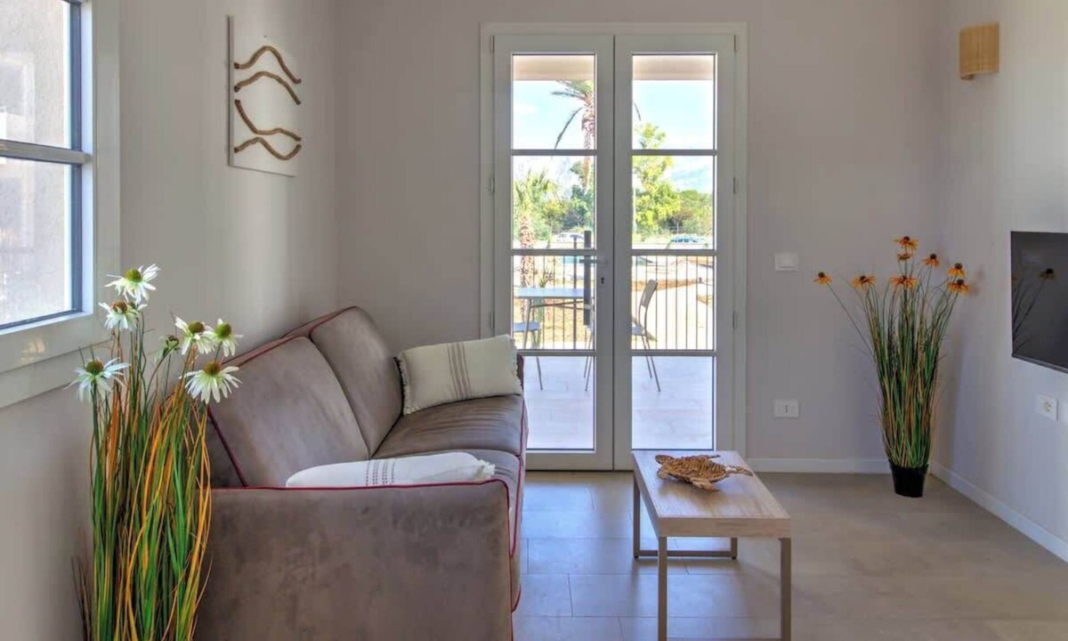 Carini Apartment | Appartamento "Isola di Panarea 1"