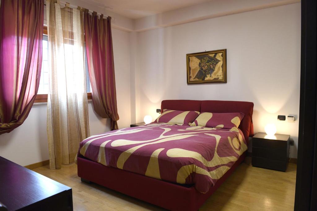 Zona XVI Torrenova Apartment | Appartamento spazioso+parcheggio a Romanina - Roma