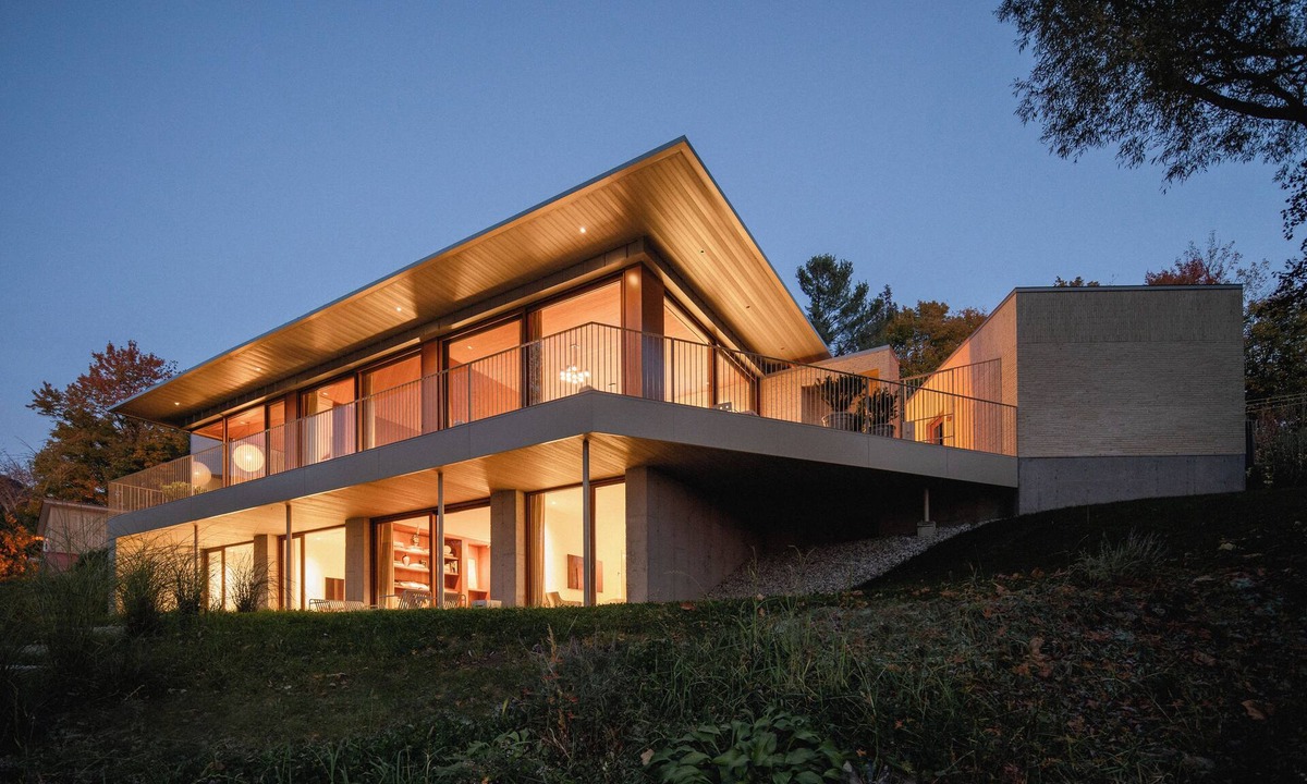 Austin House | ARCHITECT LAKE HOUSE - EASTERN TOWNSHIPS QUEBEC