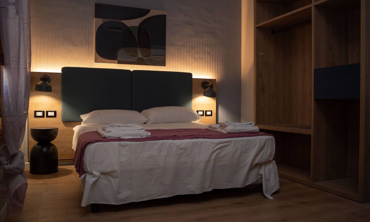 Cinisi House | Aurooms - "Glicine Chic - Sleep in the Heart of Authentic Sicily"