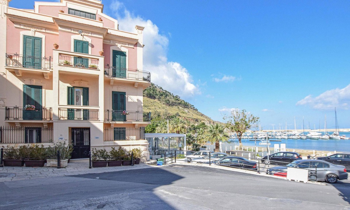 Castellammare del Golfo Apartment | Awesome apartment in Castellammare d.G. with WiFi
