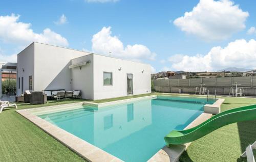 Catenanuova House | Awesome Home In Catenanuova