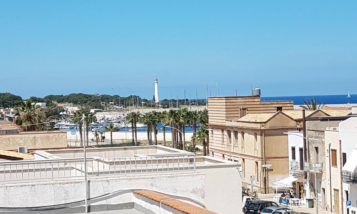 San Vito Lo Capo House | AZUL APARTMENT WITH WHIRLPOOL BATH