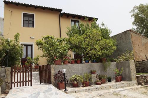 Santadi Bed & Breakfast | B&B S'ARROSA ANTIGA