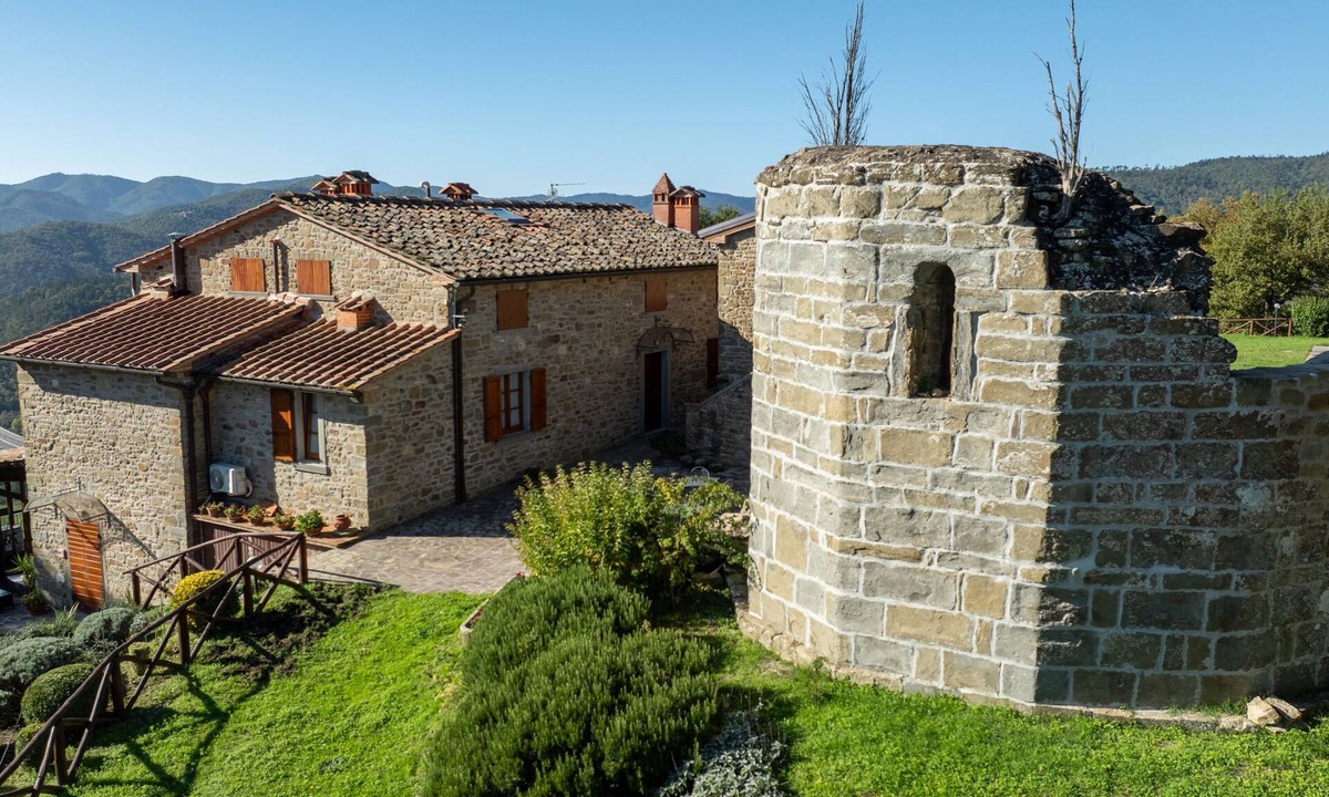 Pieve al Bagnoro House | [Badia Ficarolo] Farmhouse with panoramic pool
