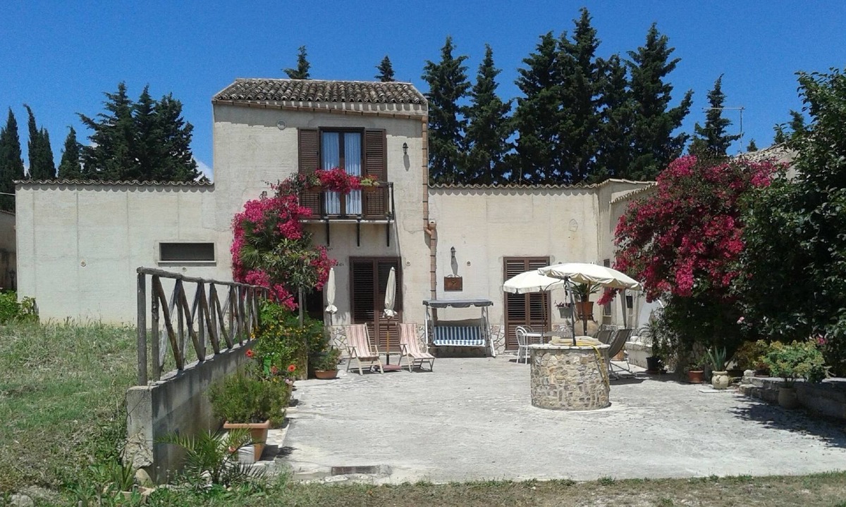 Buseto Palizzolo Bed & Breakfast | Baglio Ferlito