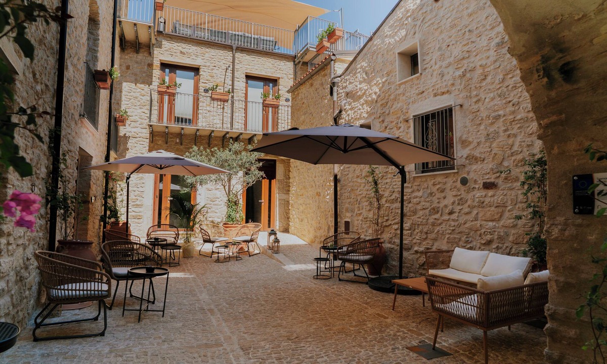 Gangi House | Baglio Tramontana
