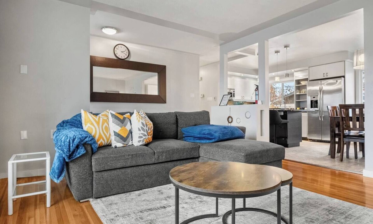 Southeast Calgary House | Bark + Bloom Bungalow | Fenced Yard | Pet Friendly