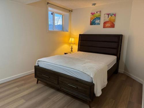 Evanston Apartment | Basement suit