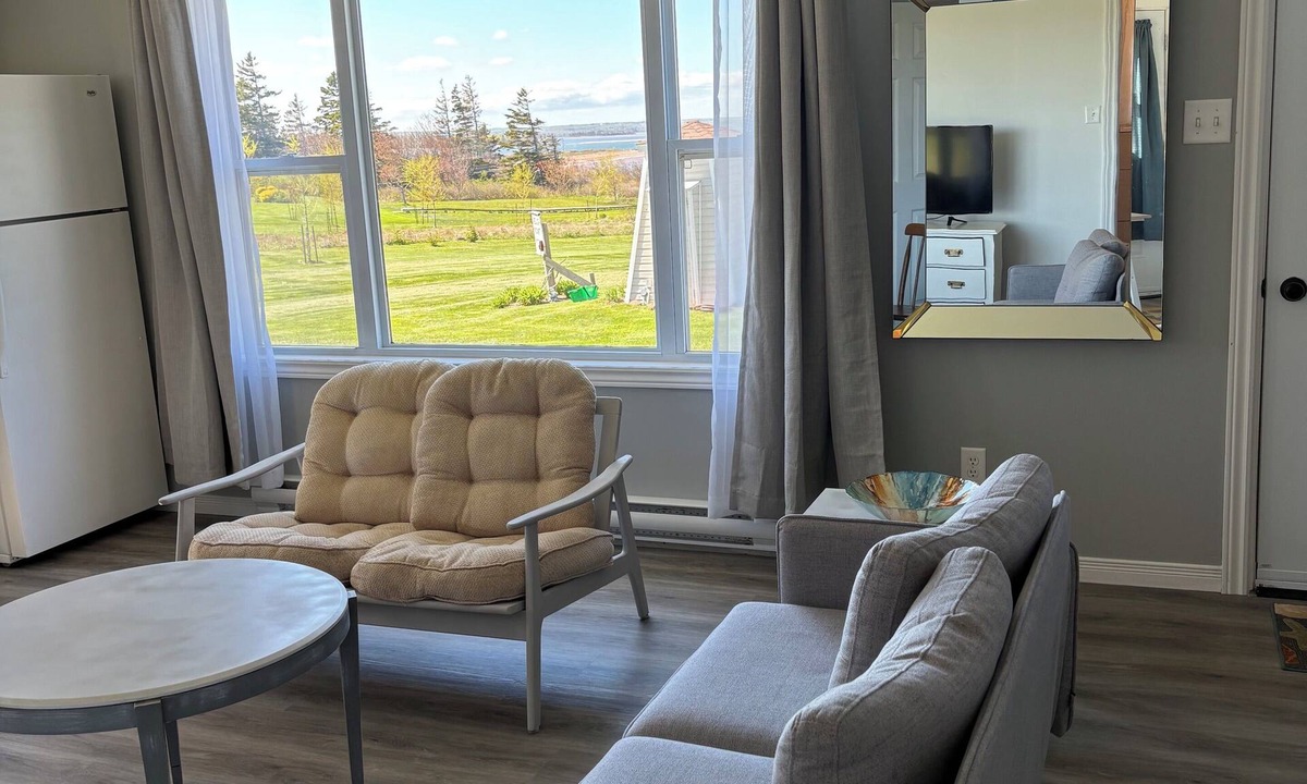Murray Harbour Cottage | Beachpoint Retreat guest Cottage
