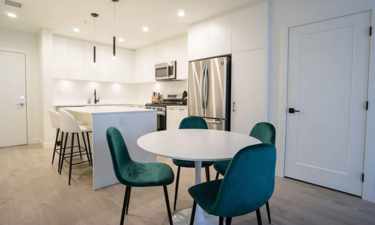 Willoughby Condo | Beautiful 2 Bdrm Condo in Langley
