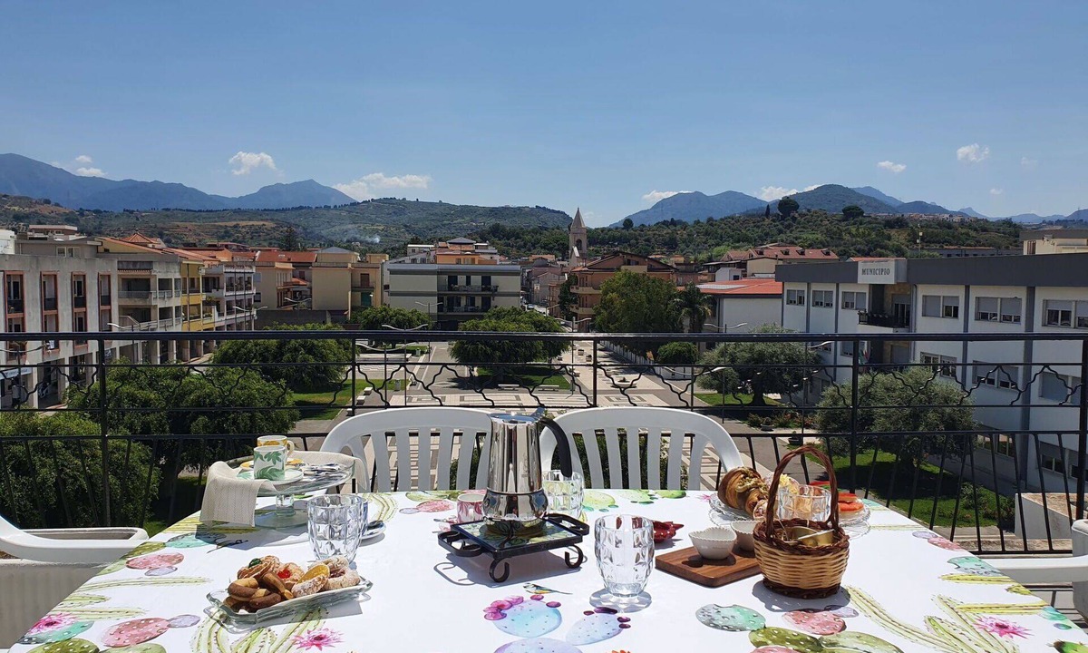Castroreale Terme Apartment | Beautiful apartment for 8 guests with WIFI, A/C, TV and terrace