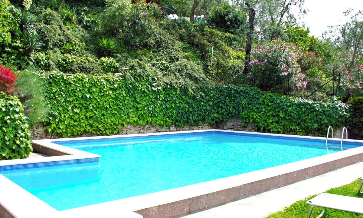 Magugnago Apartment | Beautiful apartment for 3 guests with A/C, pool, WIFI, TV and balcony