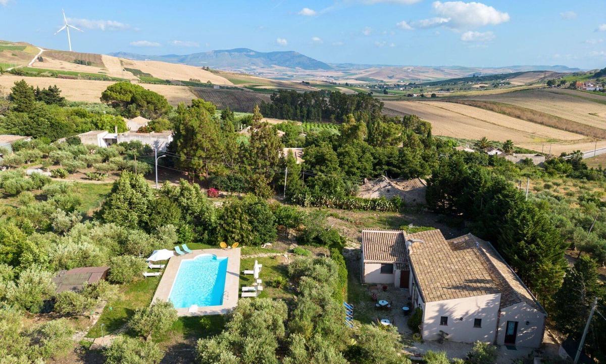 Buseto Palizzolo Villa | Beautiful private villa for 14 guests with WIFI, private pool, TV, terrace and pets allowed