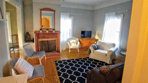 Shelburne Apartment | Beside The Tulip Tree