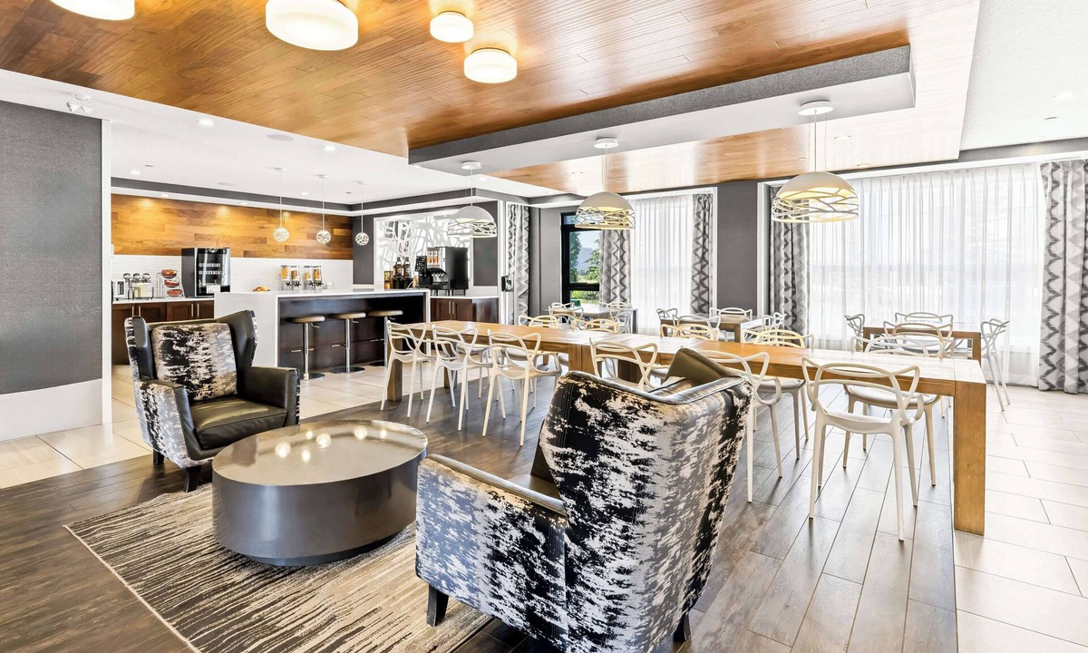 Airdrie Hotel | Best Western Plus Airdrie Gateway