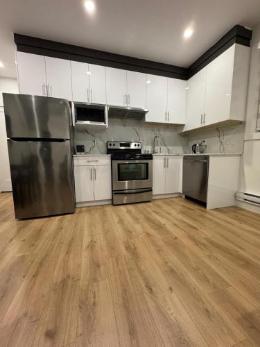 Delta Apartment | Brand new fully Private Garden Suite