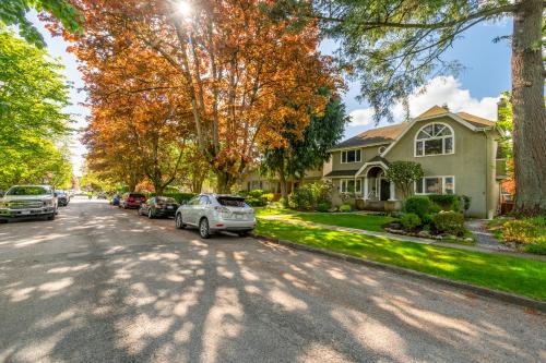 West Side Apartment | BudgetWise Semi-Basement near Airport, UBC, Downtown in Vancouver