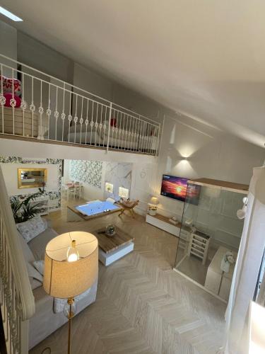 Nemi Apartment | Camilla Luxury Home